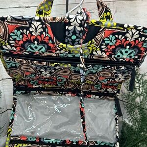 Vera Bradley Villager Sierra Hanging Travel Bag, like new condition